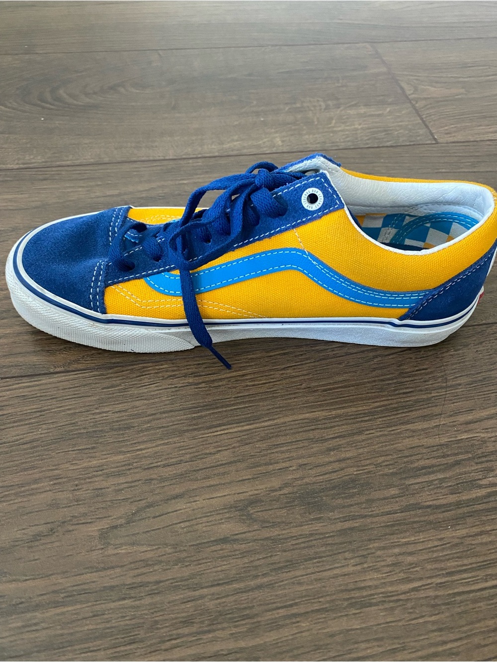 Vans NWOT Yellow & Blue Factory Team Low-Top Skate Shoe. Women’s 8, Men’s 6.5 - Picture 2 of 9